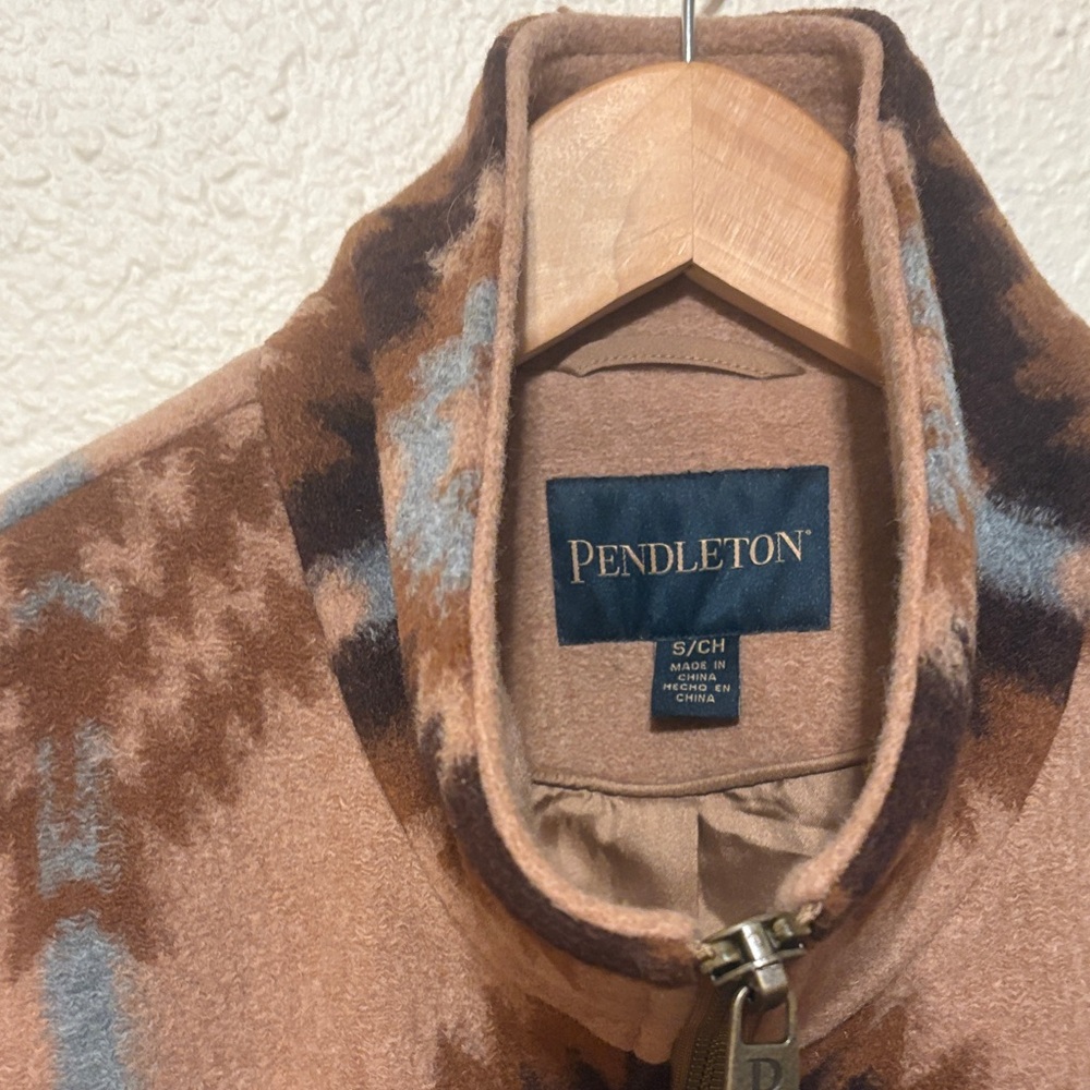 Pendleton Jacket - image 2